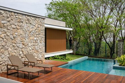 Virtis House