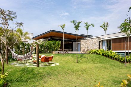 Virtis House