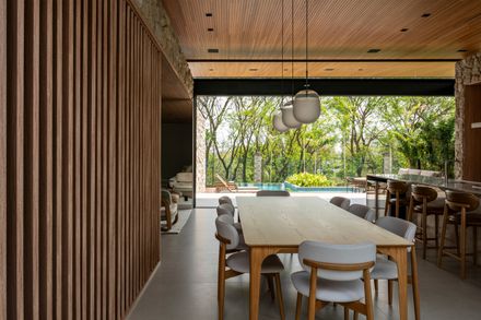 Virtis House