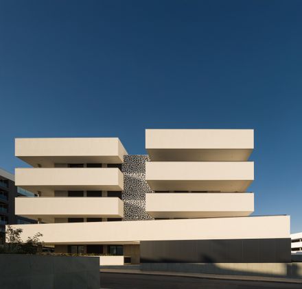 MOT-L Residence Building