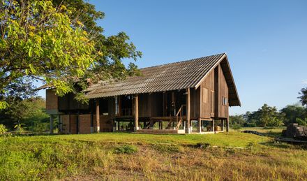 Raintree Lane Farm House