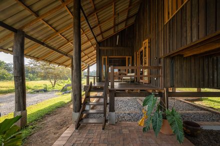 Raintree Lane Farm House