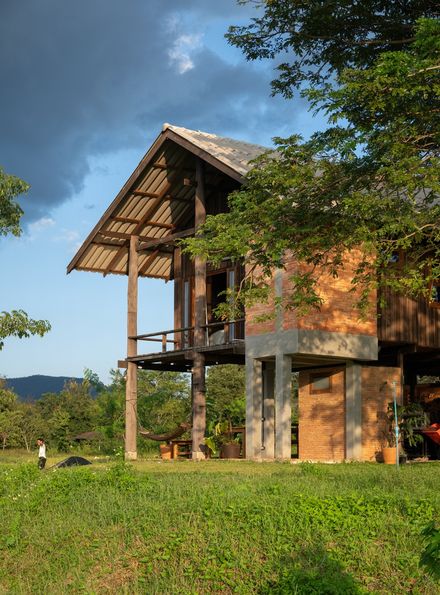 Raintree Lane Farm House