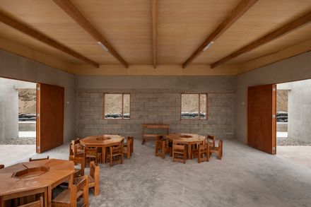 Modular Nest School In Ancón: Lineage Of David II