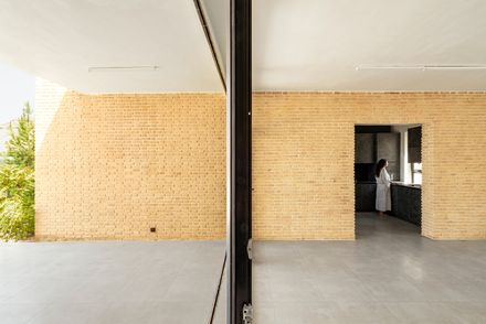 B-Neshat Villa