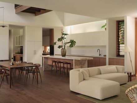 Riverton House