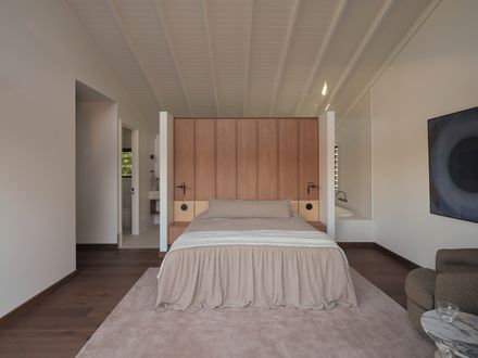 Riverton House