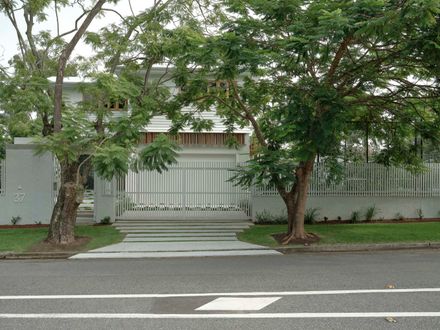 Riverton House