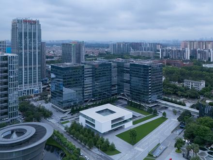 MIDEA Science Center