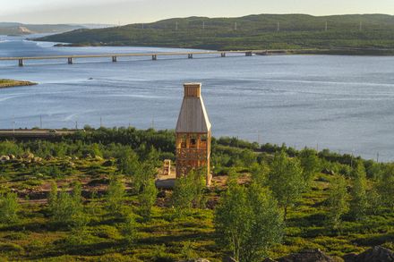 Kola Bay Lighthouse Viewpoint
