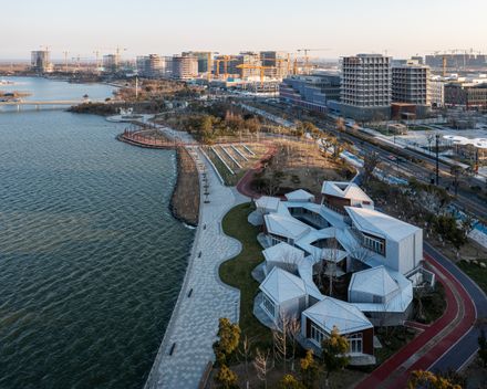 Clustered Rocks Court & Floating Leaf Pavilion