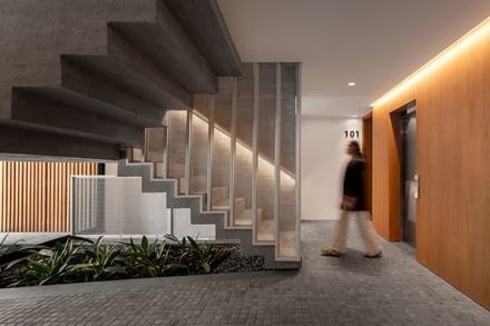 Lina Building