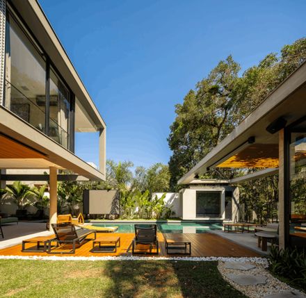 C21 Residence