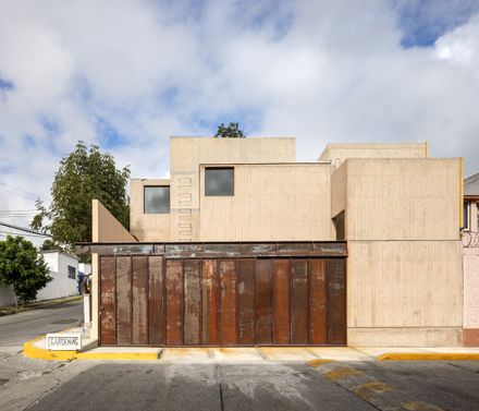 Gardenias House