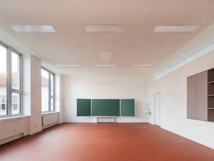 Extension Of A Primary School - New School Pavilion And Multipurpose Hall