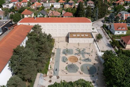 Extension Of A Primary School - New School Pavilion And Multipurpose Hall