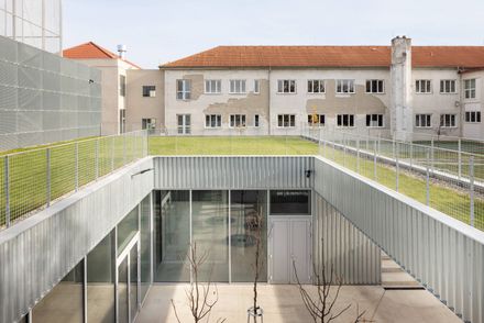 Extension Of A Primary School - New School Pavilion And Multipurpose Hall