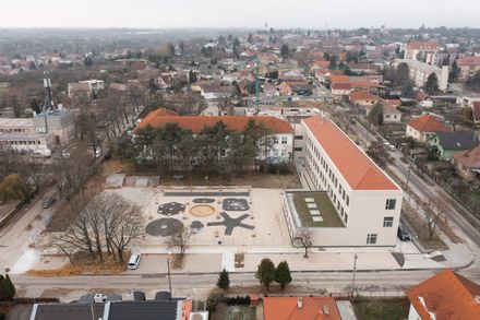 Extension Of A Primary School - New School Pavilion And Multipurpose Hall