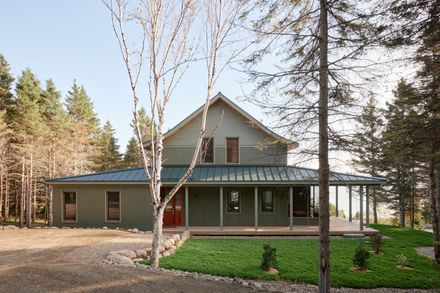 Le Grand Bercail House