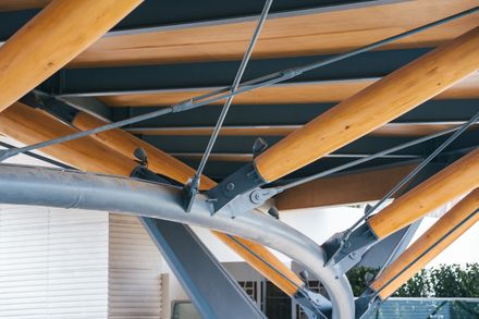 Timber Structure Pedestrian Bridge Of Yitaiyipin Garden