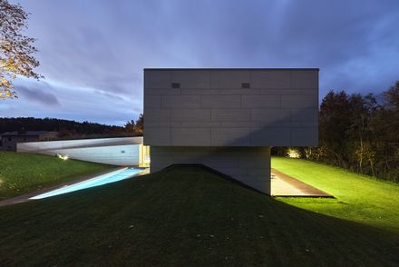 The Green Courtyard House