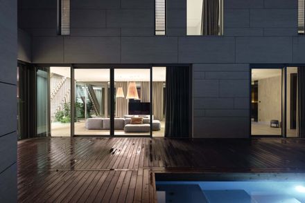 The Green Courtyard House
