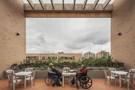 El Camino: Housing Complex For Older Adults And Formerly Unhoused People