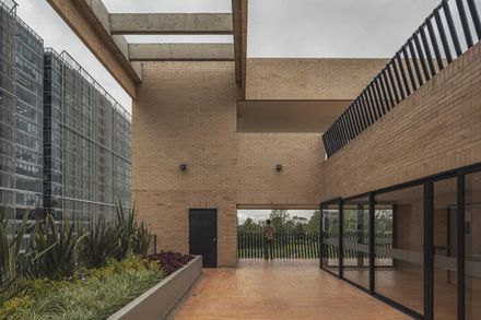 El Camino: Housing Complex For Older Adults And Formerly Unhoused People