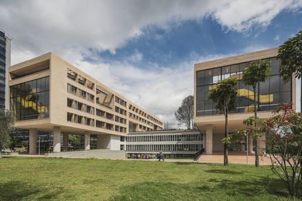 El Camino: Housing Complex For Older Adults And Formerly Unhoused People
