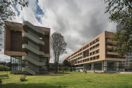 El Camino: Housing Complex For Older Adults And Formerly Unhoused People