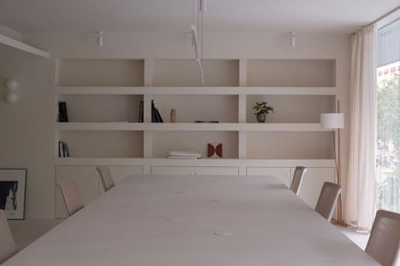 Unwhite Office