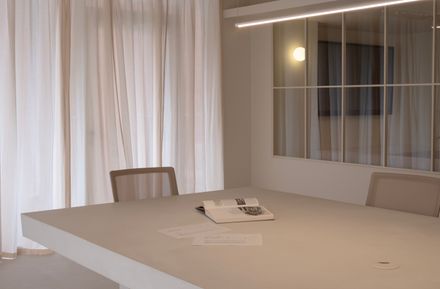 Unwhite Office