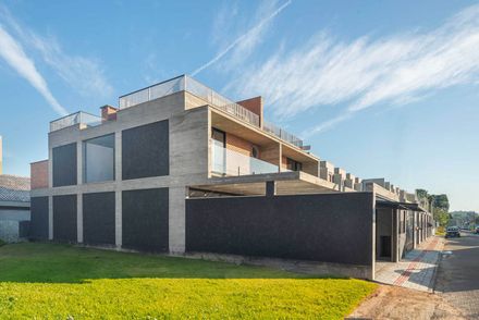 TT Houses