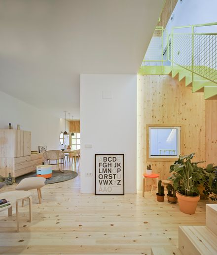 Hermi House
