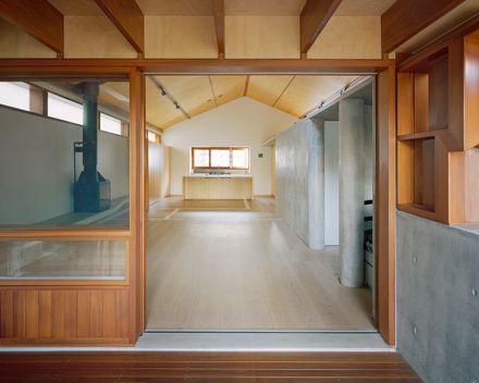 Lee House
