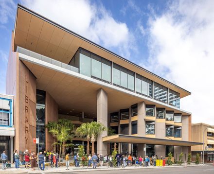 Gosford Regional Library