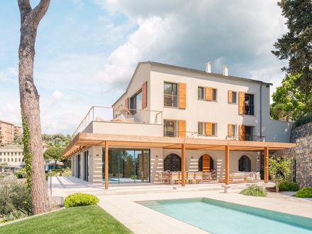 Villa In Recco