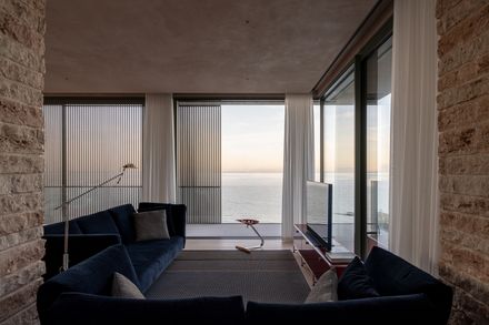 Villa EF