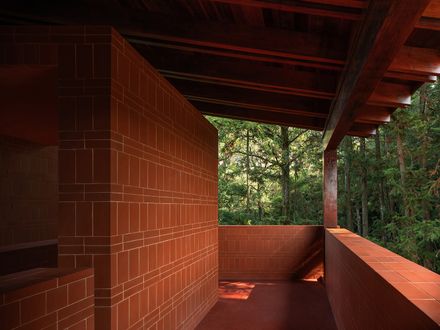Qing Shui Meditation Retreat Center