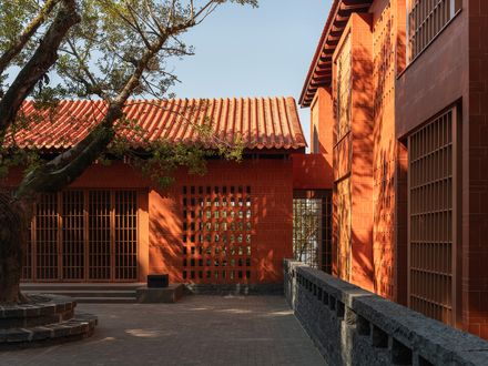 Qing Shui Meditation Retreat Center