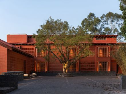 Qing Shui Meditation Retreat Center