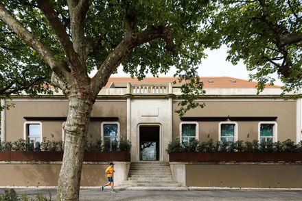 Granja Assembly
