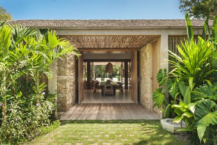 Trama House