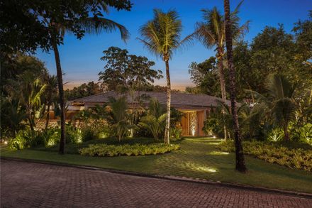 Trama House