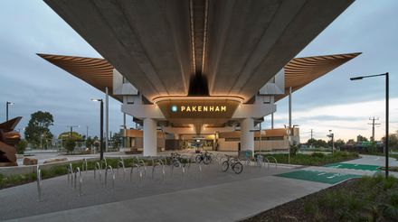 Pakenham Station