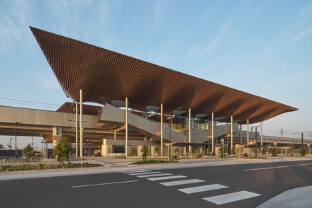Pakenham Station