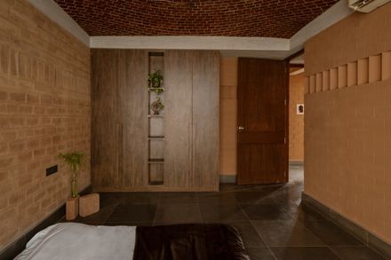 Sudhagar's Mud House