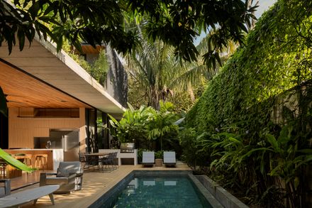 Calma House