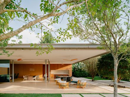 Sculpture House
