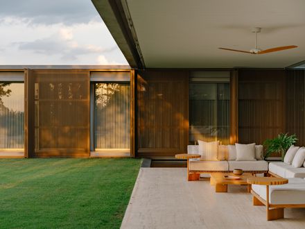 Sculpture House